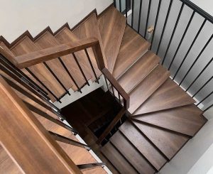 Sàn gỗ cầu thang CT10