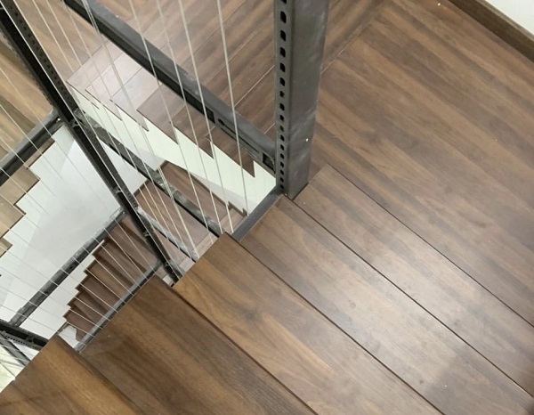 Sàn gỗ cầu thang CT9