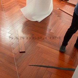 Sàn gỗ xương cá căm xe