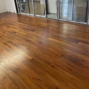 Sàn gỗ gõ đỏ dày 15mm