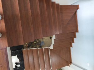 Sàn gỗ cầu thang CT1