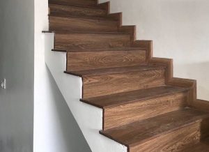 Sàn gỗ cầu thang CT5