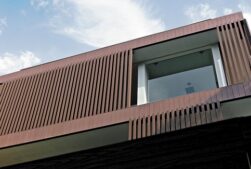 Lam gỗ nhựa ngoài trời giá rẻ nhất