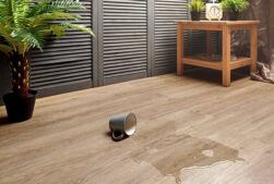 Báo Giá Sàn Gỗ Hobi Black [Cốt Đen Siêu Chịu Nước]