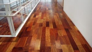 Kho sàn gỗ tự nhiên giá rẻ tại Hà Nội