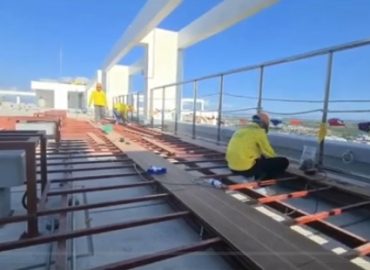 thi công sàn gỗ ngoài trời