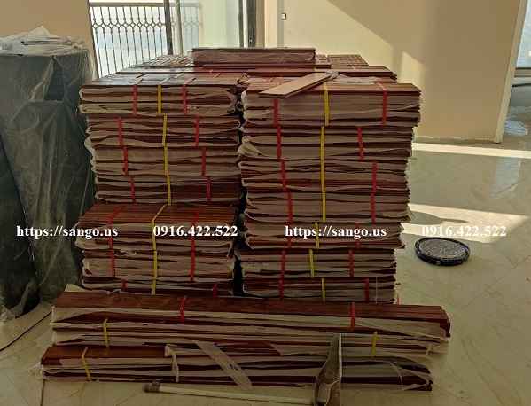 Làm sàn gỗ căm xe chung cư