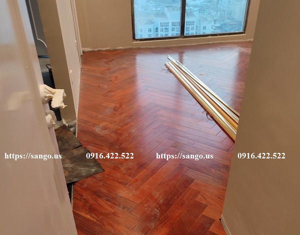 Sàn gỗ căm xe xương cá