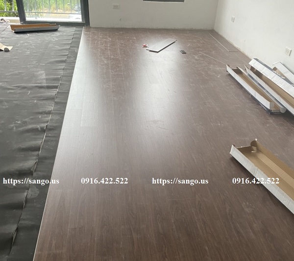 làm sàn nhựa hèm khóa ecoclick