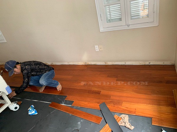 Lát sàn gỗ căm xe bản 15x92x900 mm có độ đều màu cao