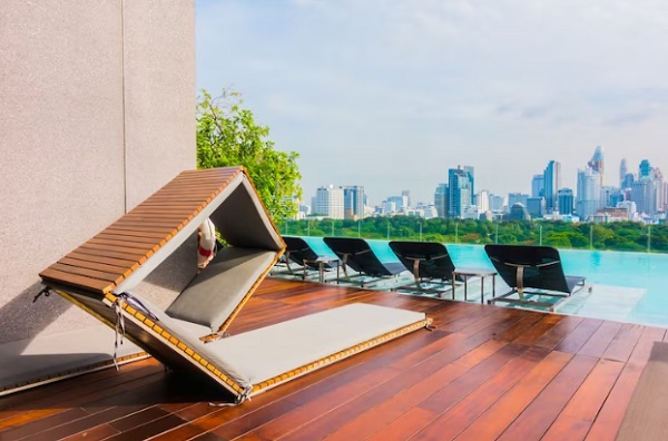 mẫu ghế gỗ nhựa ngoài trời