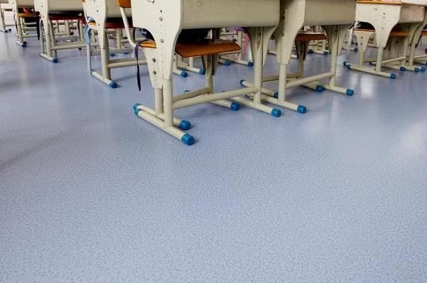 sàn nhựa kháng khuẩn trường học