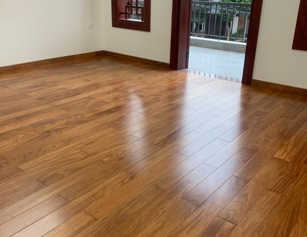 Lát sàn gỗ căm xe cao cấp giúp mang lại giá trị căn nhà