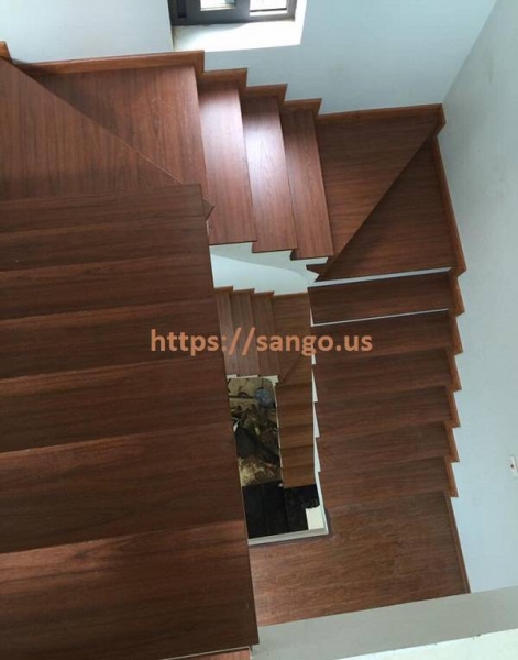 Thi công lắp đặt mặt bậc cầu thang gỗ công nghiệp