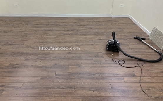 sàn gỗ Alsa dễ vệ sinh