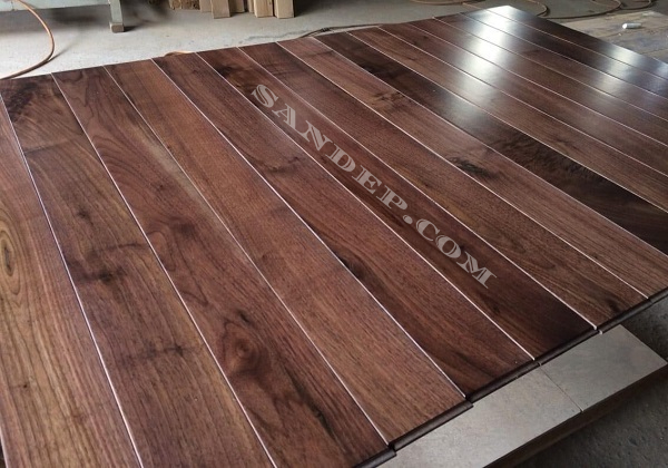 Thanh mẫu sàn gỗ óc chó solid đẹp, loại 1