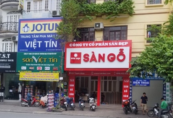 bảng quảng cáo cửa hàng sàn gỗ