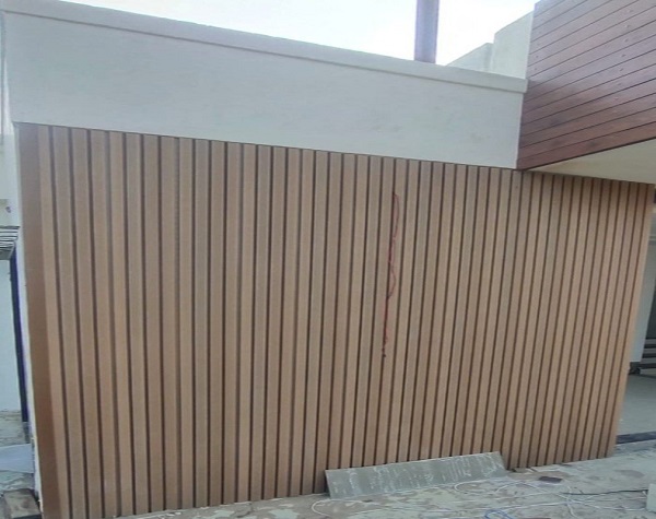 ốp tường chống nóng giá rẻ