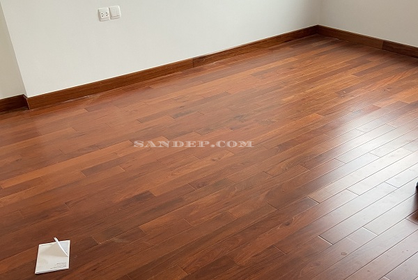 sàn gỗ căm xe lào đẹp