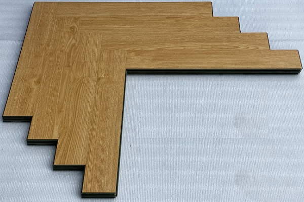 Sàn gỗ Kosmos xương cá X15-3