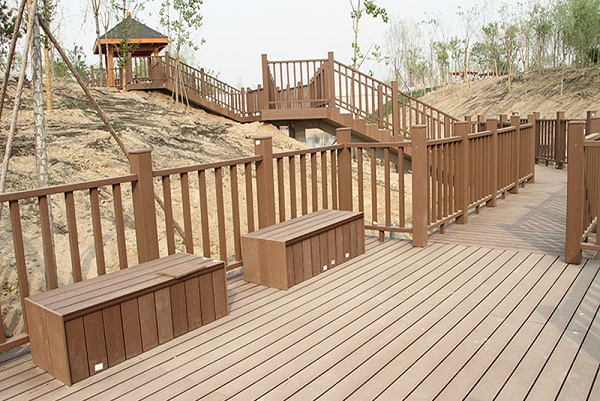 sàn gỗ nhựa ngoài trời khu du lịch