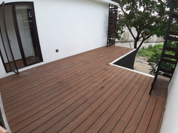 sàn gỗ ngoài trời tại cao bằng