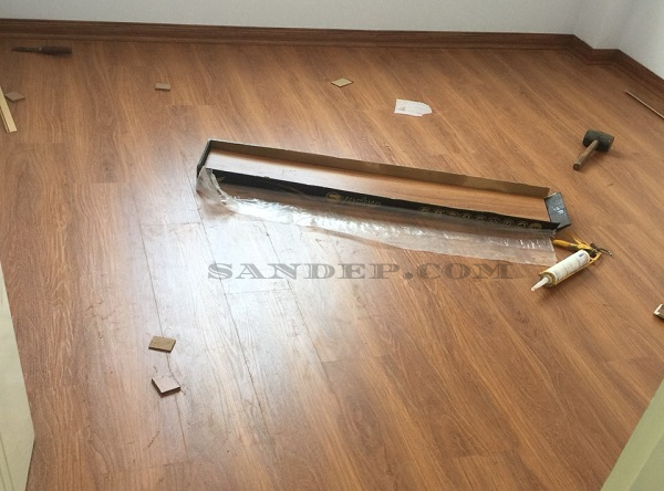 sàn gỗ synchrowood 2402