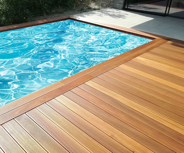 sàn gỗ teak hồ bơi