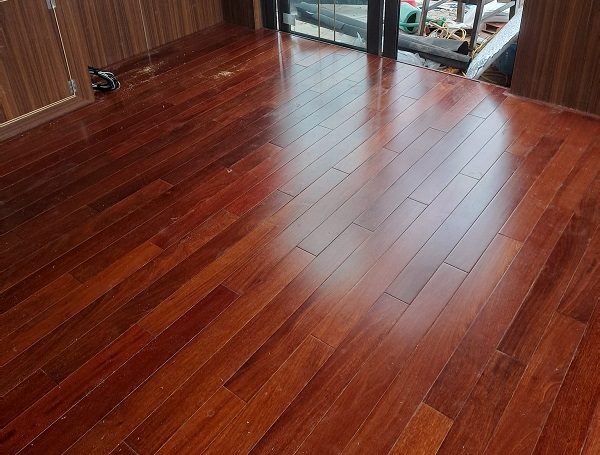 sàn gỗ tự nhiên quảng bình