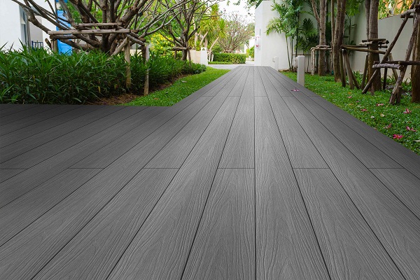sàn nhựa giả gỗ sân vườn