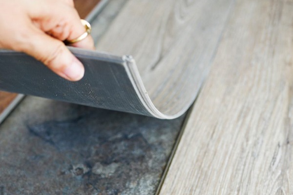 sàn nhựa hèm khóa tại Thái Bình