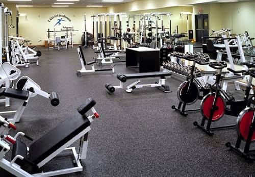 sàn nhựa vân thảm phòng tập gym