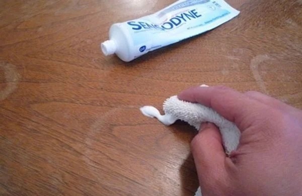 Sử dụng kem đánh răng