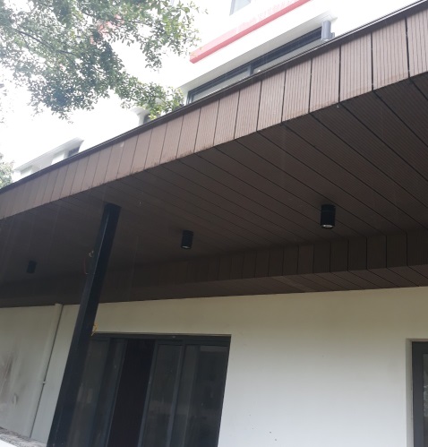Tấm gỗ nhựa ốp trần ngoài trời