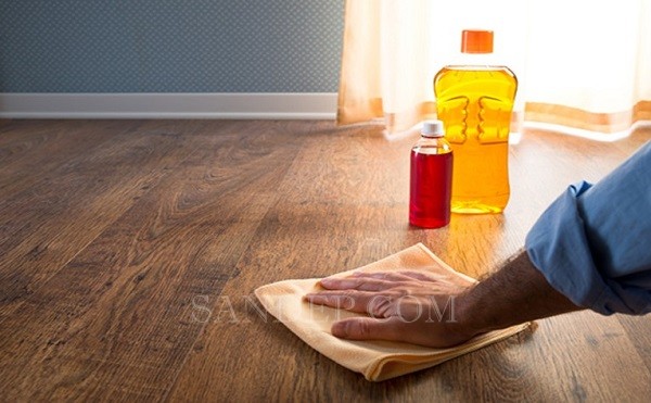 Vệ sinh hàng ngày định kỳ nhẹ